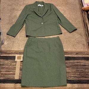 Alfred Dunner Green Pencil Skirt Suit
